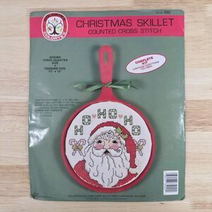 Christmas Skillet Counted Cross Stitch Kit Ho Ho Ho Santa Colortex 7"wx12"